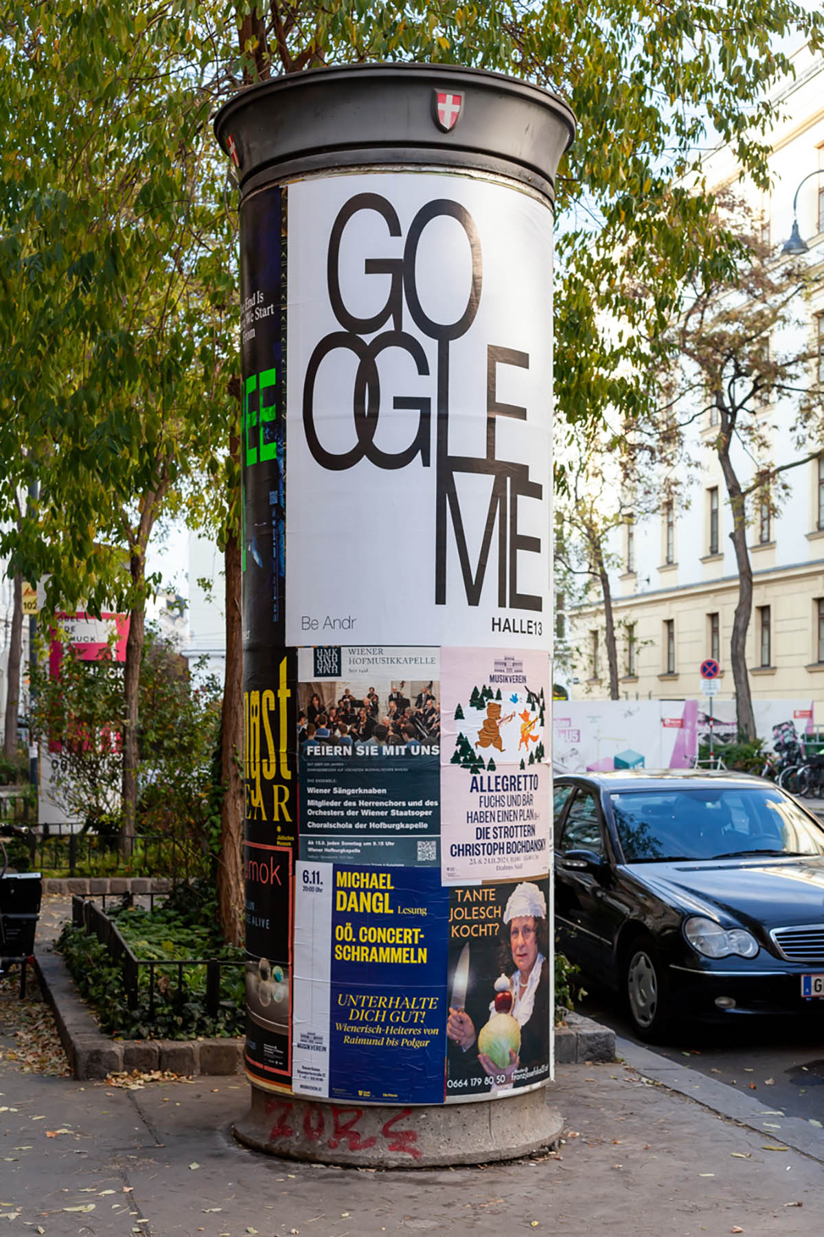 Be Andr – GOOGLE ME | Public Installation, Elisabethstrasse 13, 1010 Vienna