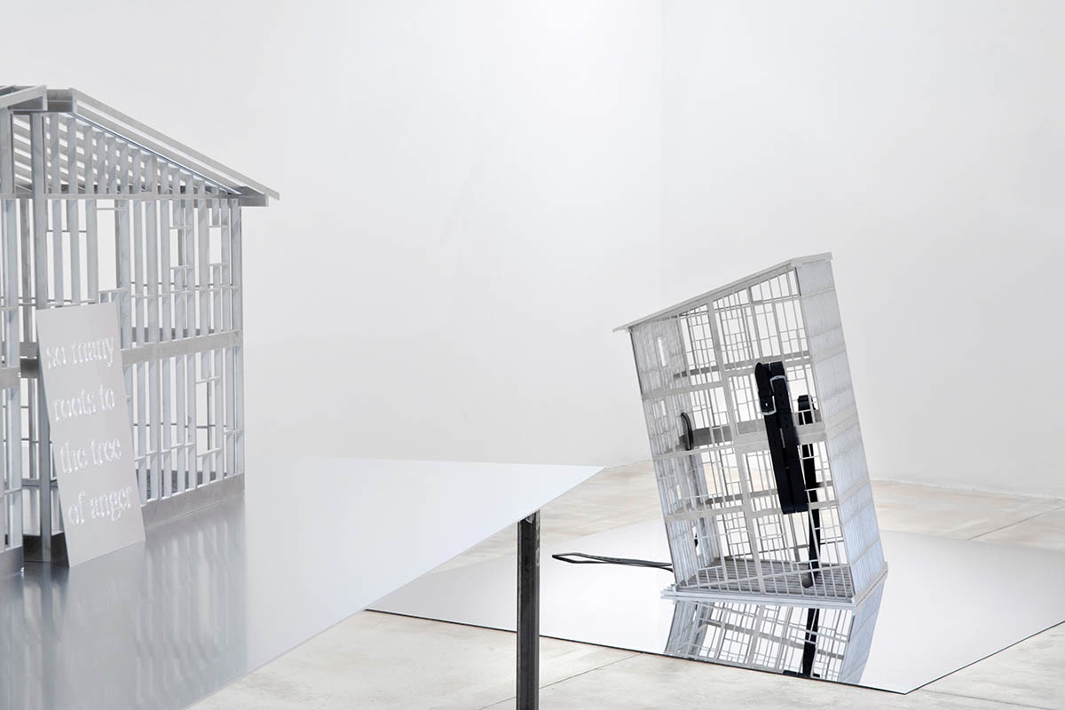 Monica Bonvicini, Stagecage, courtesy Galerie Krinzinger and the artist, Foto: Anna Lott Donadel