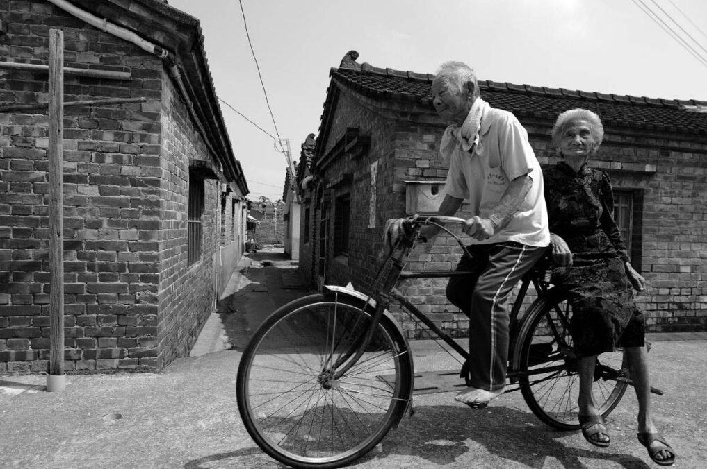 Robin Wei, 2018, 93-year-old Couple