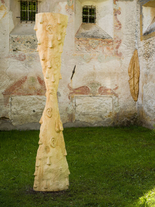 Femmy Otten, The Mountains and the Vulva, 2024. Installation with Three Sculptures in Linden Wood. Variable Dimensions. Commissioned by Biennale Gherdëina 9. Supported by Mondriaan Fund and The Embassy and Consulate General of the Kingdom of the Netherlands. Photo by Tiberio Sorvillo
