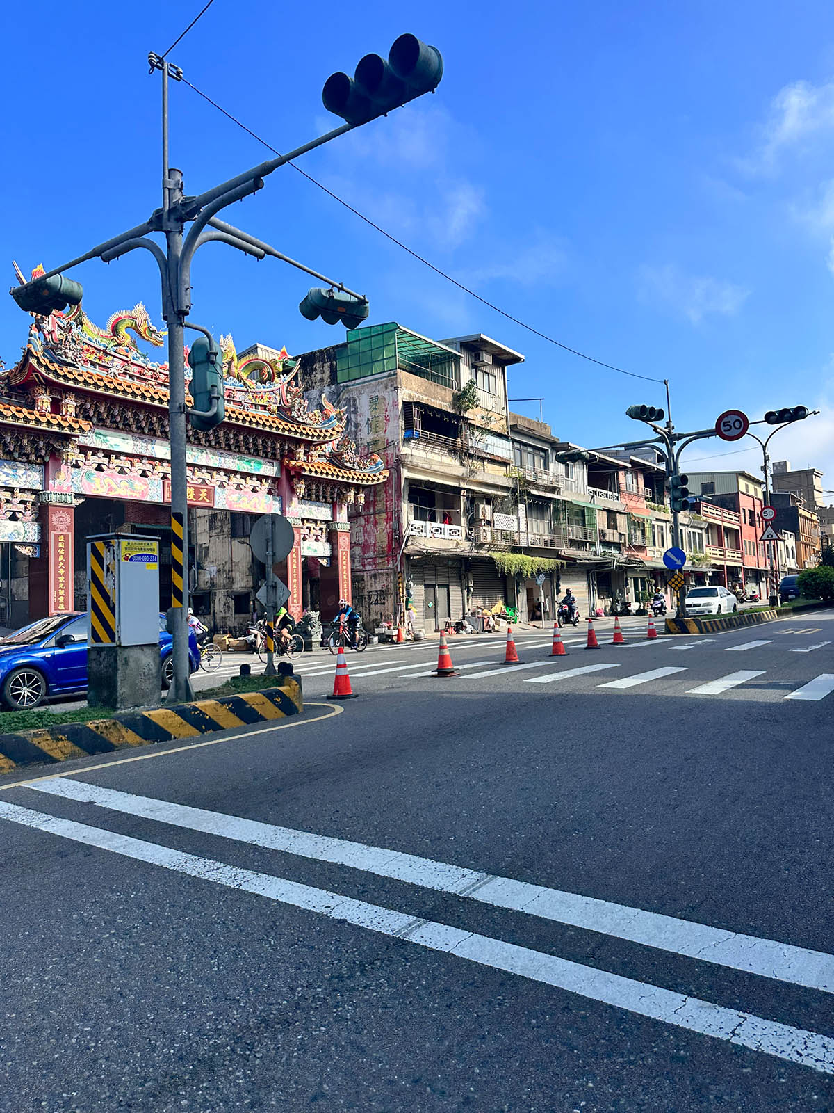 Cycling in circles_Taiwan